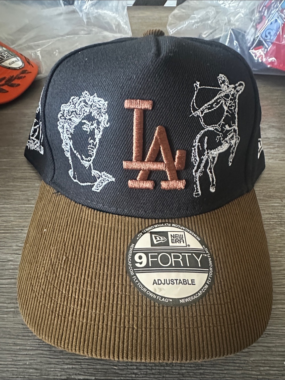 New Era Men LA Embroidered Cap - Black & Brown